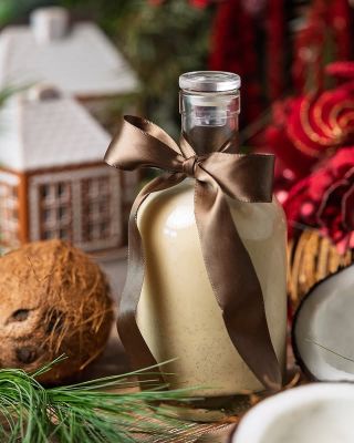 Ein cremiger, duftender Likör mit einem Hauch von Kokosnuss, der Sie erfreut, wenn Sie Lust auf etwas Süßes und Köstliches...